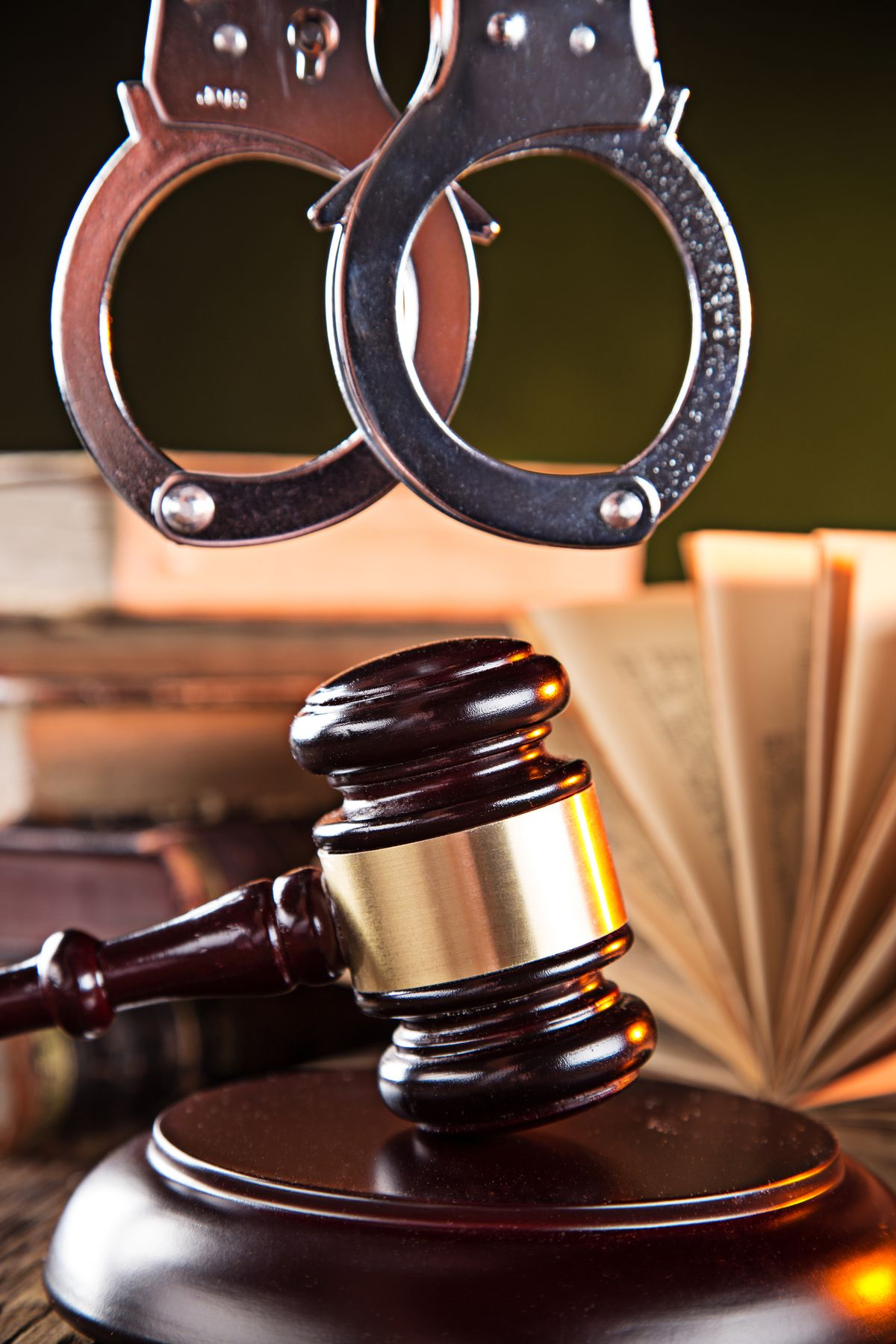 Difference between Bail and Bond